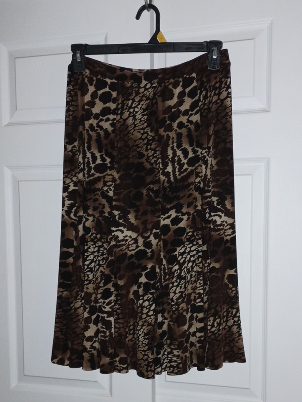 #. Chico's Travelers Brown and Black Animal-Print A-Line Skirt. Size:1
